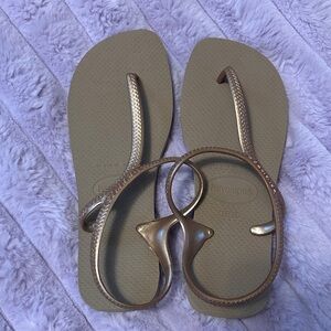 Havaianas Women's Gold Sandals